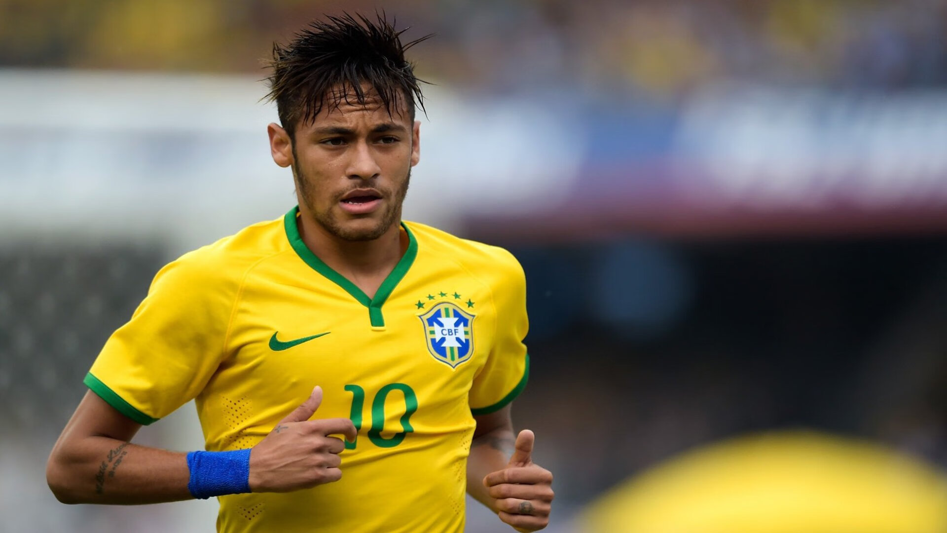 莎拉波娃重要时刻败北，利物浦带队取胜！引发球迷热议