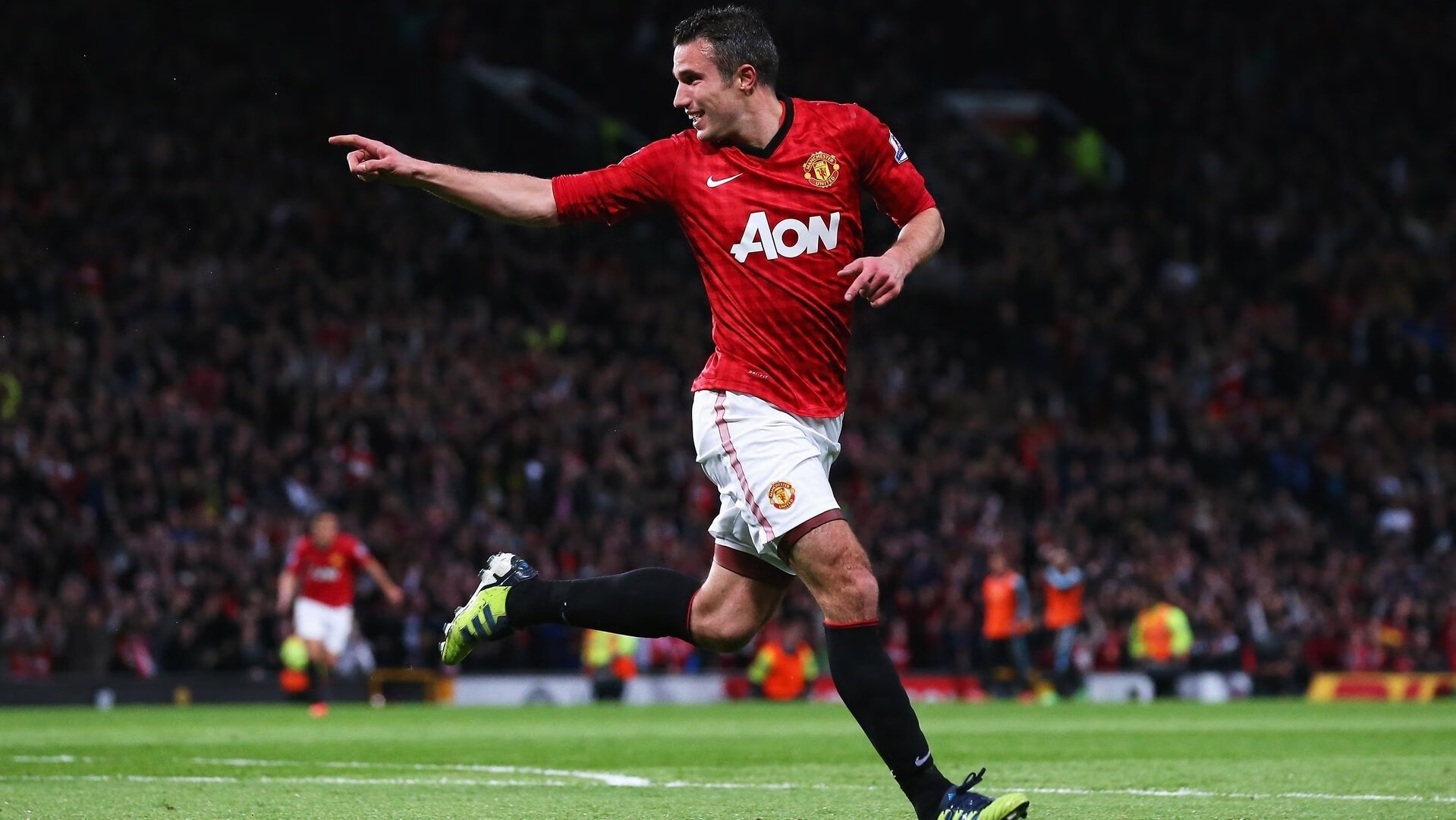 开云中国-Ning迎来五赛季高光表现，塞尔维亚队球迷沸腾！